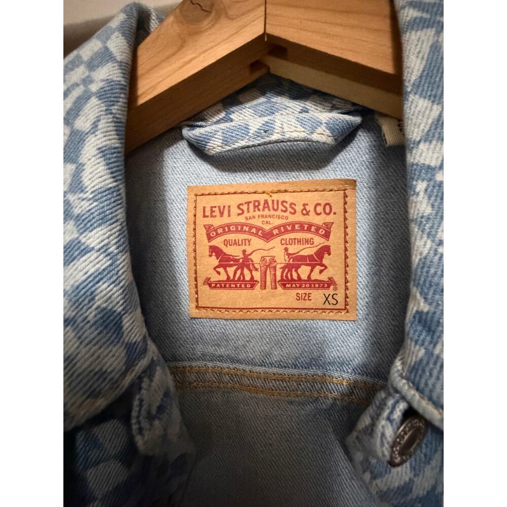 Levi's Original Denim Trucker Jacke Harper Geo Discharge Trucker Women's Size XS - Picture 4 of 6